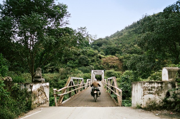 adventure-motorcycles-bridge-crossing-625x416