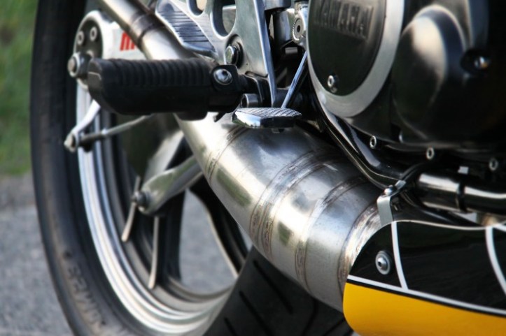 Yamaha-RD350-LC-7-740x493