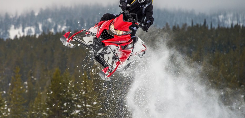 snowmobile-seasonal-preperation