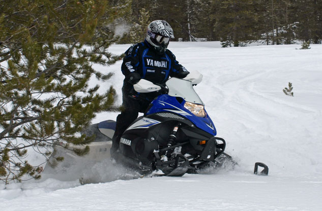 Snowmobile-How-To-Oil-Change-Nytro-Action