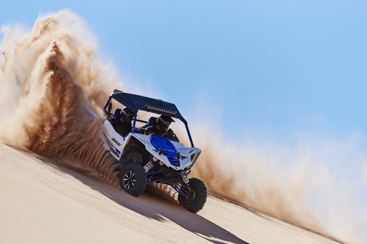Yamaha Racing 2016 Blue-White_Action Shot