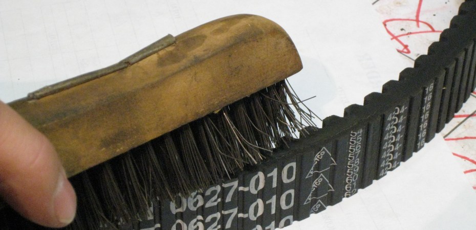 snowmobile-do-it-yourself-clutch-tips