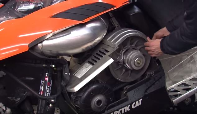 arctic-cat-snowmobile-2012-how-to-change-your-own-belt