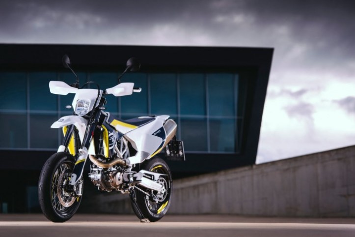 Husqvarna-701-Supermoto