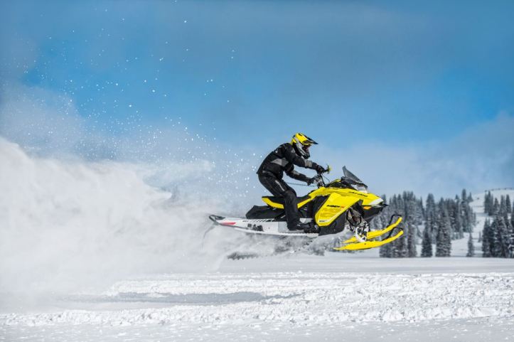 2017-Ski-Doo-Rotax-850-E-TEC-racing