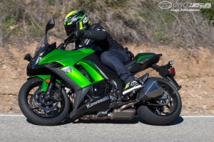 16-kawasaki-ninja-1000-abs-14-1024x683