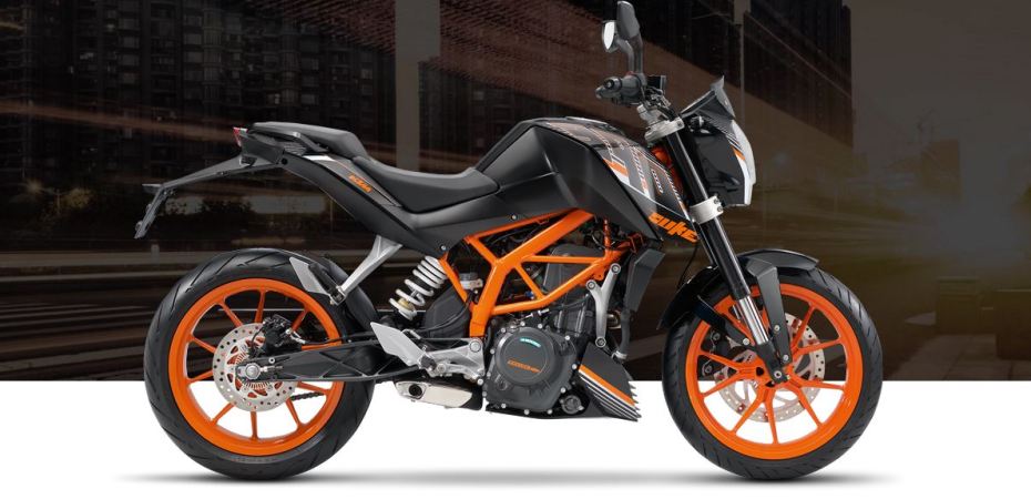 KTM-2016-390-Duke-Motorcycle