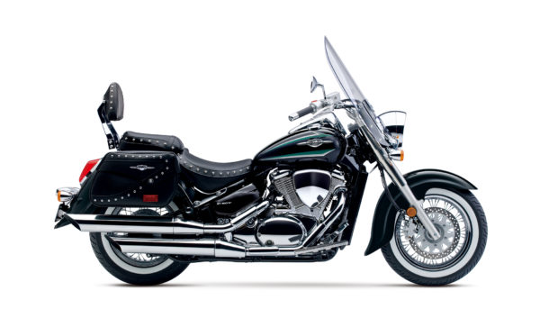 2017-Suzuki-Boulevard-C50T-classic-cruiser