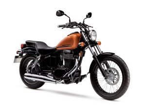 2017-Suzuki-Boulevard-S40